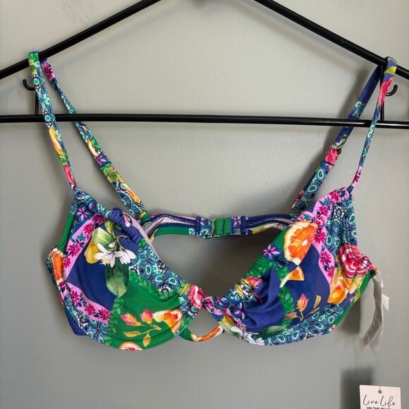Cupshe NWT Floral Tropical Underwire Bikini Top - Picture 1 of 4
